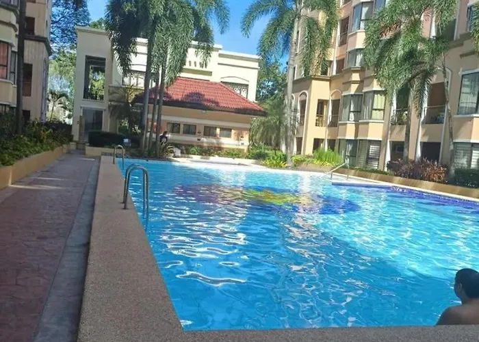 1 Bedroom Unit For 4 With Balcony, Pool, Wifi At Newport Across Naia T3 Apartamento