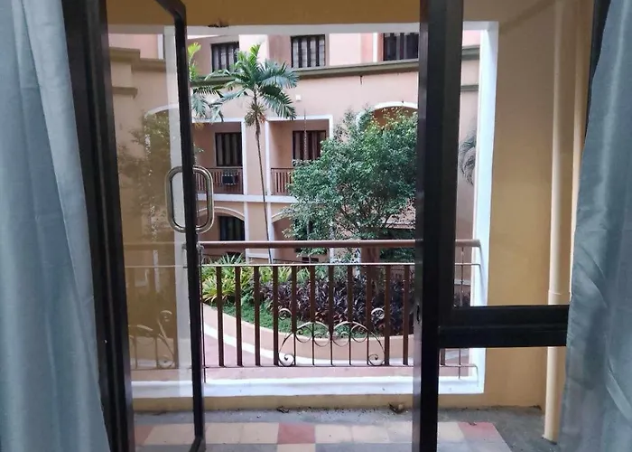 1 Bedroom Unit For 4 With Balcony, Pool, Wifi At Newport Across Naia T3 Apartamento *