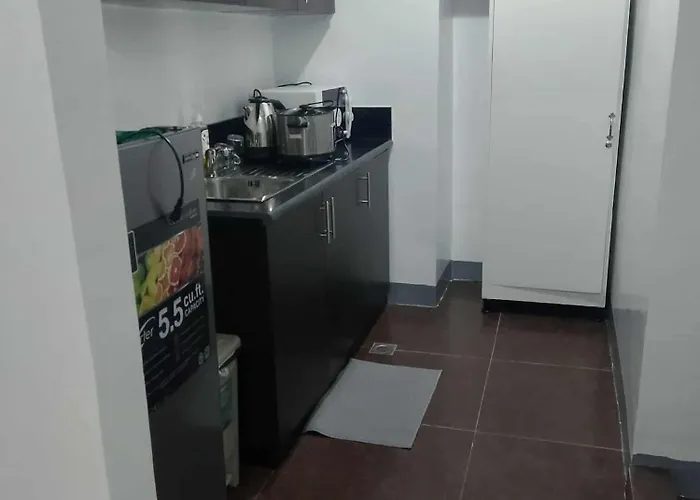 Apartamento 1 Bedroom Unit For 4 With Balcony, Pool, Wifi At Newport Across Naia T3 *