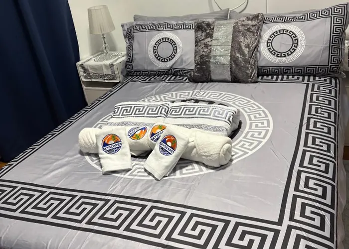 Apartamento 1 Bedroom Unit For 4 With Balcony, Pool, Wifi At Newport Across Naia T3 *